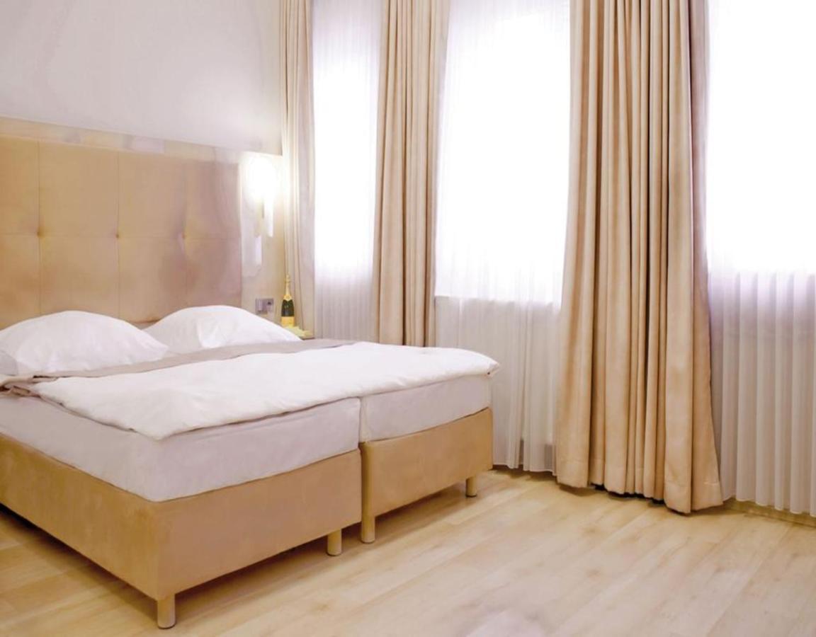 Hotel Am Kurfuerstenplatz - Messe Frankfurt am Main Eksteriør billede
