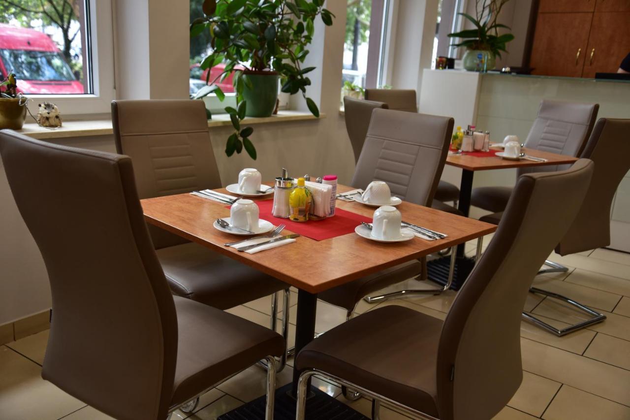 Hotel Am Kurfuerstenplatz - Messe Frankfurt am Main Eksteriør billede