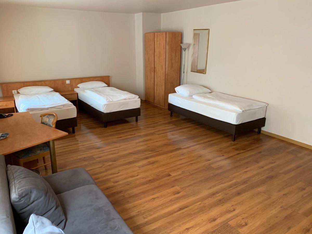 Hotel Am Kurfuerstenplatz - Messe Frankfurt am Main Eksteriør billede
